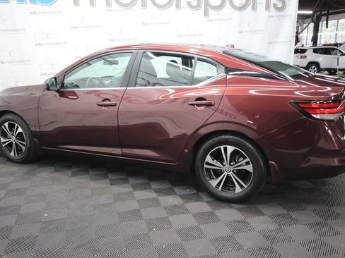 Used 2021 Nissan Sentra SV FWD image 3