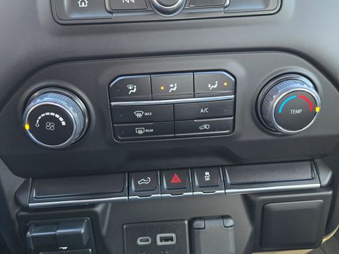 Used 2023 Chevrolet Silverado 2500 Custom w/ Custom Value Package image 16