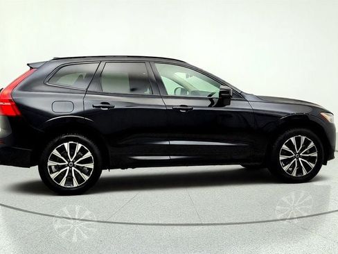 Used 2024 Volvo XC60 B5 Core w/ Climate Package AWD/4WD image 4