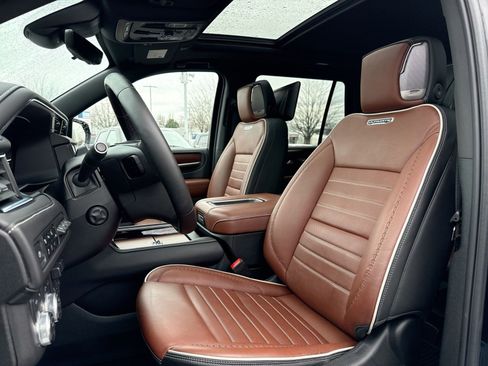 Used 2024 GMC Yukon Denali Ultimate image 13