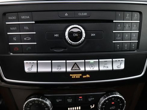 Used 2019 Mercedes-Benz GLS 450 4MATIC image 14