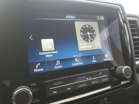 Certified 2024 Nissan Frontier SV w/ Technology Package image 19