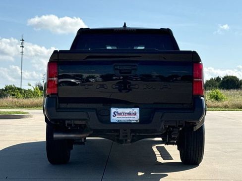 Used 2025 Toyota Tacoma SR RWD image 7