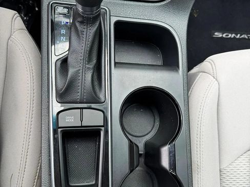 Used 2015 Hyundai Sonata SE FWD image 31