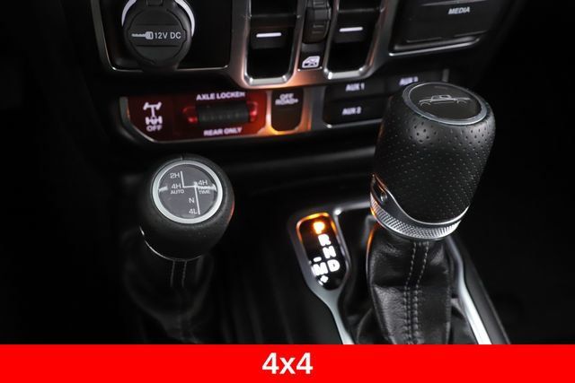 Used 2024 Jeep Gladiator Mojave AWD/4WD image 26