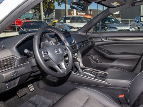 Used 2022 Honda Accord Sport image 14