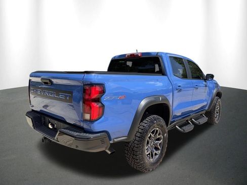 Used 2025 Chevrolet Colorado ZR2 w/ Technology Package image 14