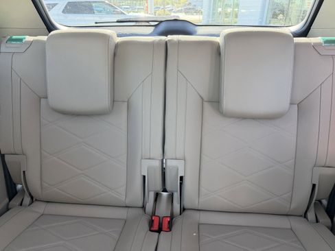 New 2026 Volkswagen Atlas SE image 14