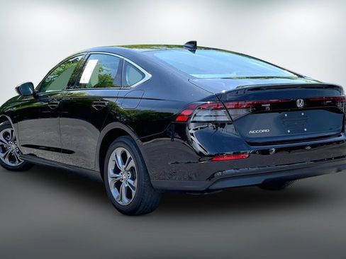 Used 2024 Honda Accord EX image 10