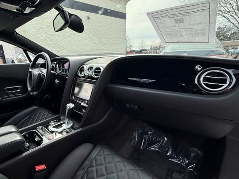 Used 2017 Bentley Continental GT image 13