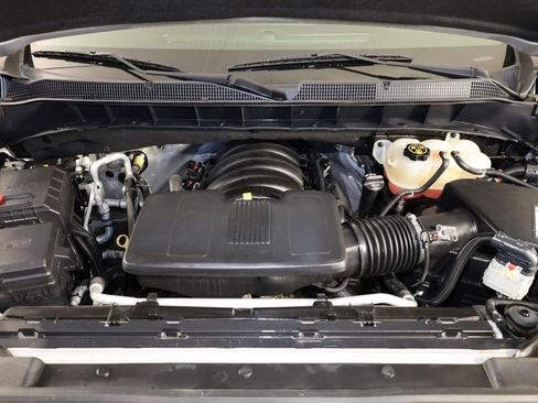 Used 2019 Chevrolet Silverado 1500 LT AWD/4WD image 36
