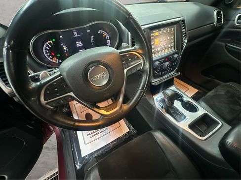 Used 2017 Jeep Grand Cherokee Altitude AWD/4WD image 31