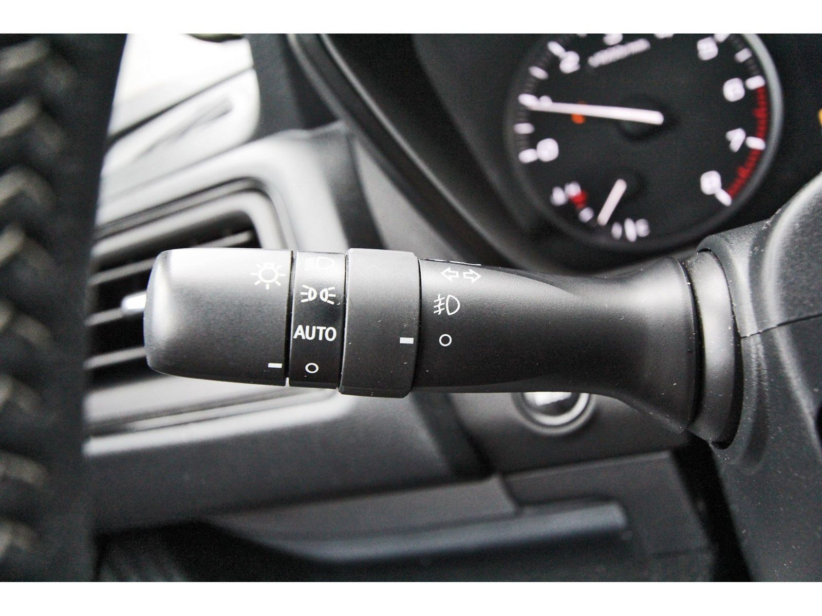 Certified 2026 Subaru Ascent Premium AWD/4WD image 17