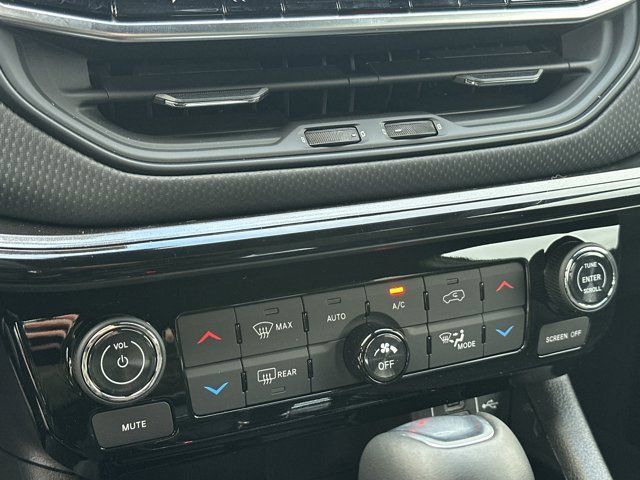 New 2026 Jeep Compass Limited w/ Sun, Sound & Navigation Group AWD/4WD image 33