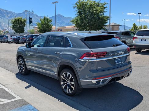 Used 2023 Volkswagen Atlas Cross Sport SEL Premium R-Line AWD/4WD image 9