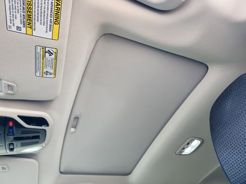 Certified 2023 Subaru Outback Premium image 31