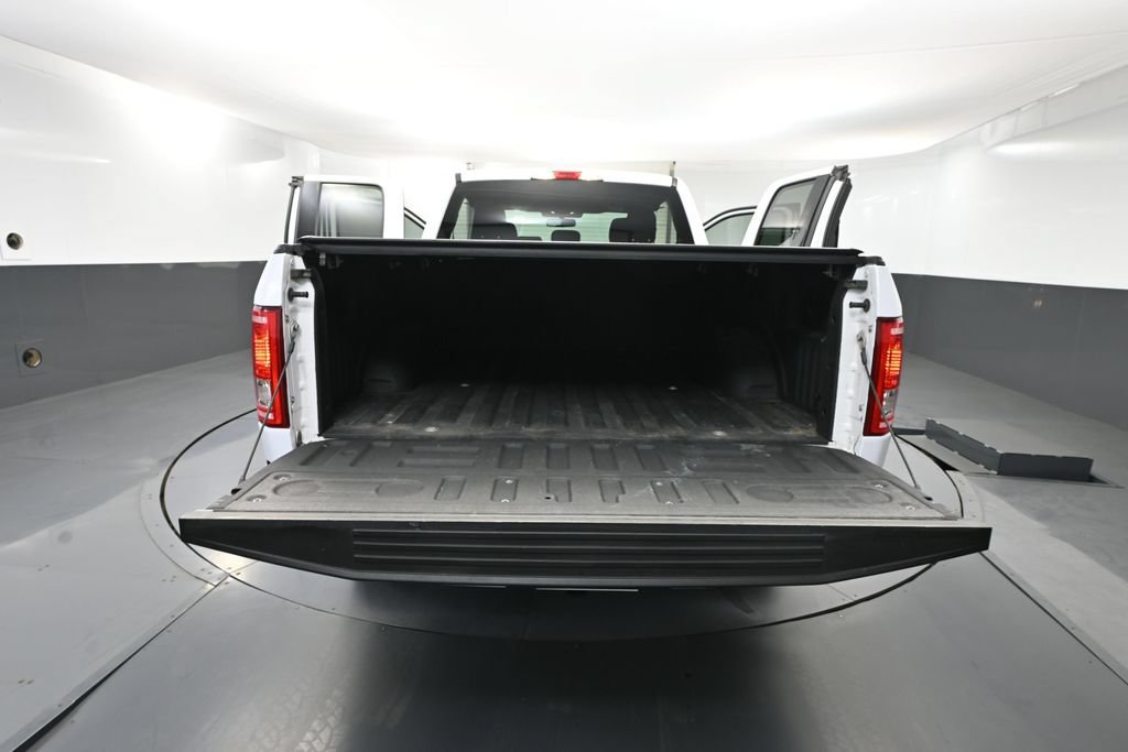 Used 2016 Ford F150 XLT w/ Equipment Group 301A Mid AWD/4WD image 32