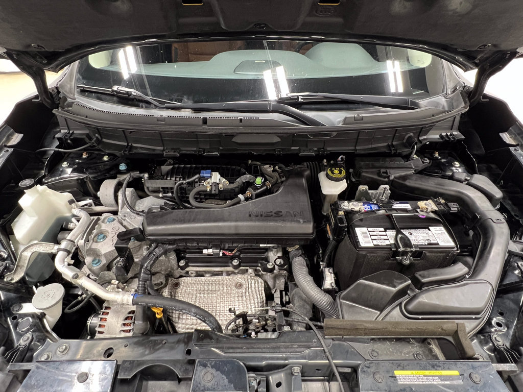 Used 2018 Nissan Rogue SL w/ Premium Package AWD/4WD image 28