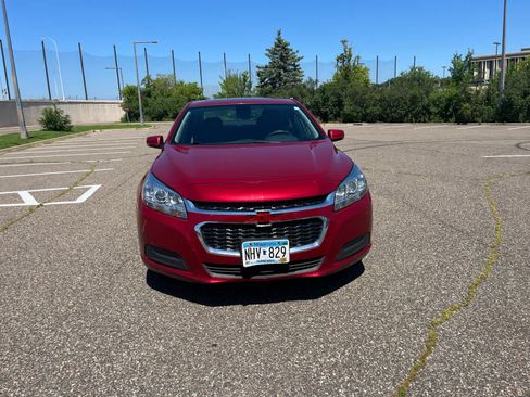 Used 2014 Chevrolet Malibu LT FWD image 2