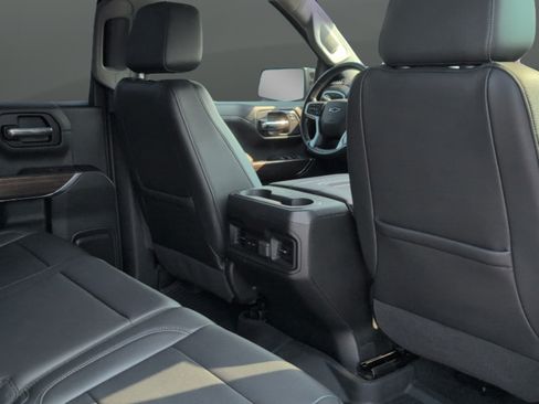 Used 2020 Chevrolet Silverado 1500 LT Trail Boss AWD/4WD image 23