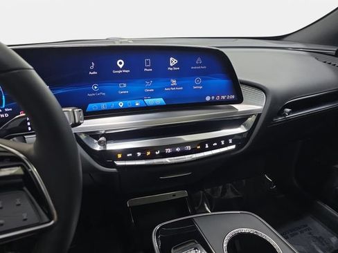 Certified 2024 Cadillac Lyriq Sport AWD/4WD image 17