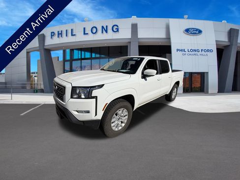 Used 2024 Nissan Frontier SV w/ SV Convenience Package AWD/4WD image 1