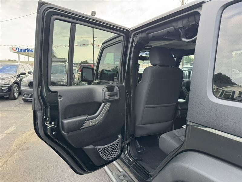 Used 2012 Jeep Wrangler Unlimited Sport AWD/4WD image 18