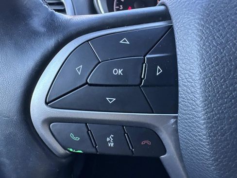 Used 2021 Jeep Grand Cherokee Laredo X image 26