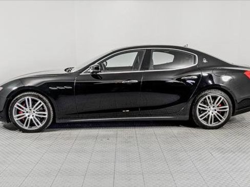 Used 2017 Maserati Ghibli S RWD image 3