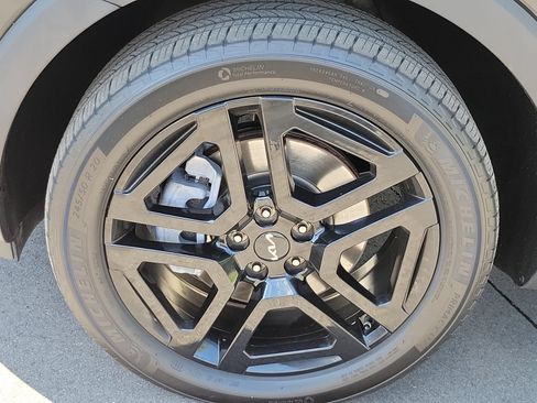 Used 2024 Kia Telluride EX X-Line AWD/4WD image 6