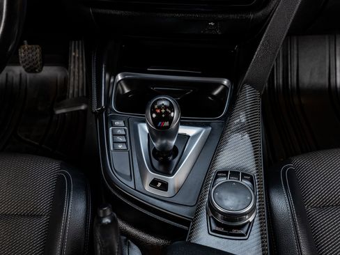 Used 2017 BMW M4 Coupe RWD image 22