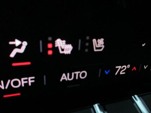 New 2026 GMC Yukon Denali w/ Sun & Power Step Package image 19