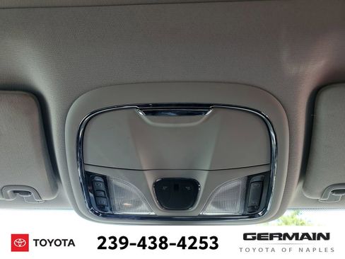 Used 2019 Jeep Cherokee Limited w/ Trailer Tow Group AWD/4WD image 36