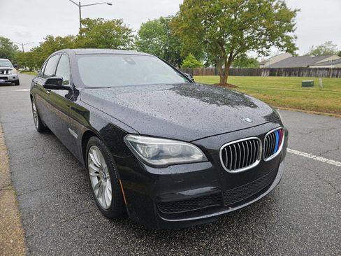Used 2014 BMW 750Li RWD image 7