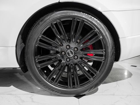 Used 2018 Land Rover Range Rover Sport Supercharged image 16