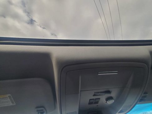 Used 2015 Chevrolet Tahoe LTZ image 21