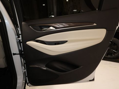 Certified 2024 Buick Enclave Avenir w/ Avenir Technology Package image 20