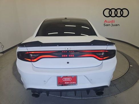 Used 2016 Dodge Charger SXT image 36