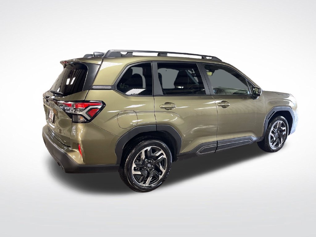 Certified 2025 Subaru Forester Limited AWD/4WD image 6