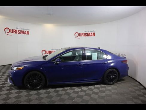 Used 2023 Toyota Camry XSE w/ Blackout Package (TMS) image 7