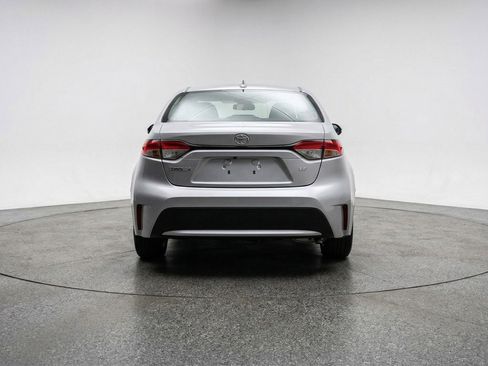 Used 2025 Toyota Corolla LE image 7