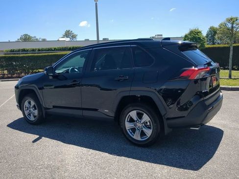 Used 2024 Toyota RAV4 XLE image 6