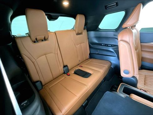 Used 2025 INFINITI QX60 Autograph w/ Cargo Package AWD/4WD image 34