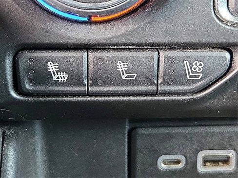 Certified 2022 Chevrolet Suburban High Country image 22