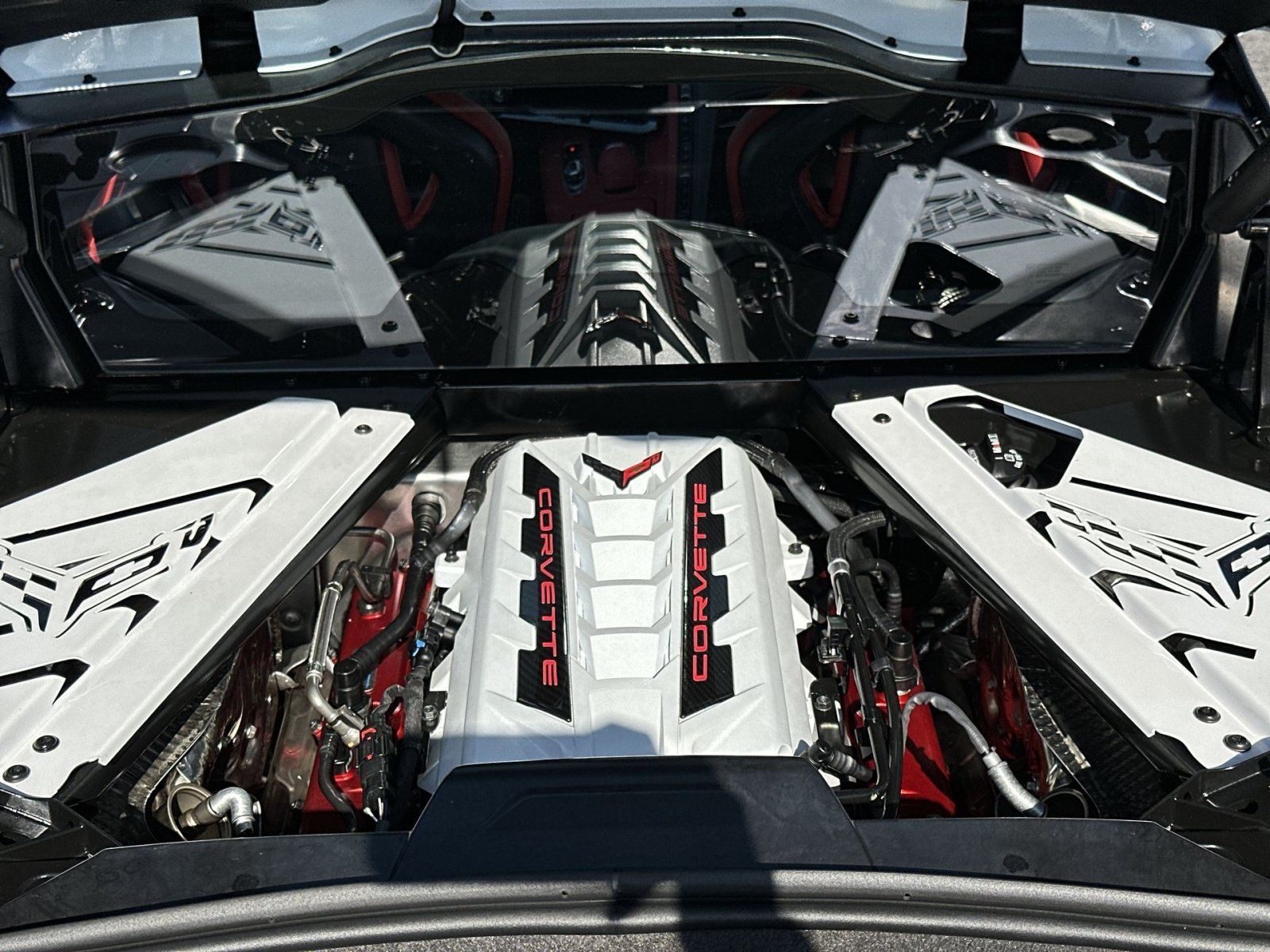 Used 2025 Chevrolet Corvette Stingray Preferred Cpe w/ Stealth Interior Trim Package RWD image 27
