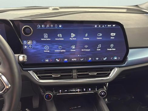 Used 2025 Chevrolet Equinox EV LT w/ Convenience Package image 22