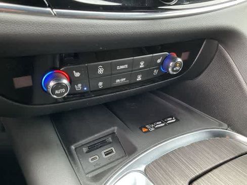 Used 2023 Buick Enclave Avenir w/ Avenir Technology Package AWD/4WD image 24