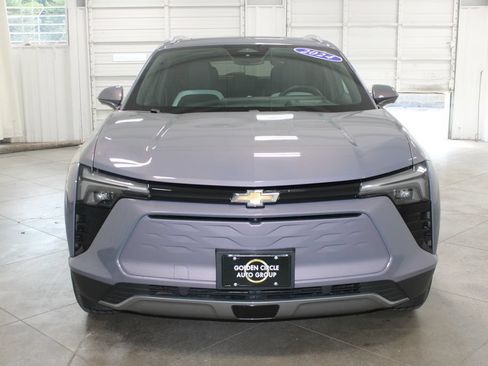 Used 2024 Chevrolet Blazer EV LT AWD/4WD image 3