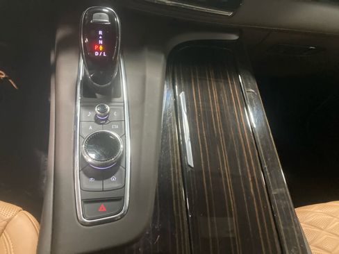 Used 2023 Cadillac Escalade Premium Luxury image 26
