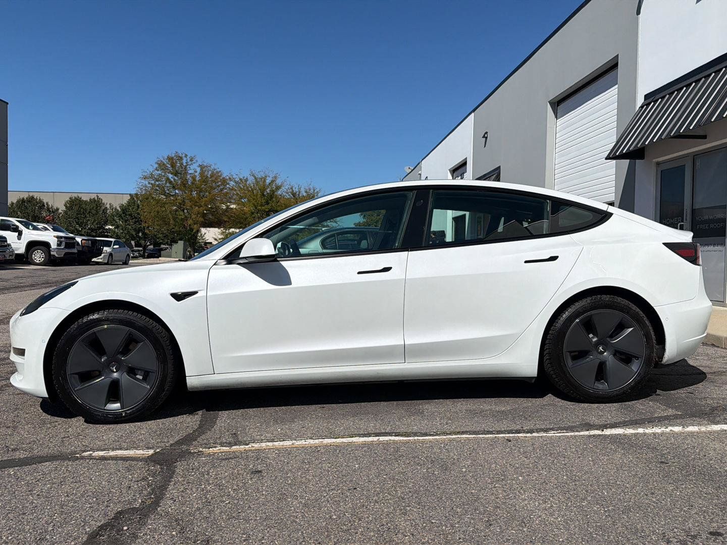 Used 2022 Tesla Model 3 Long Range AWD/4WD image 4